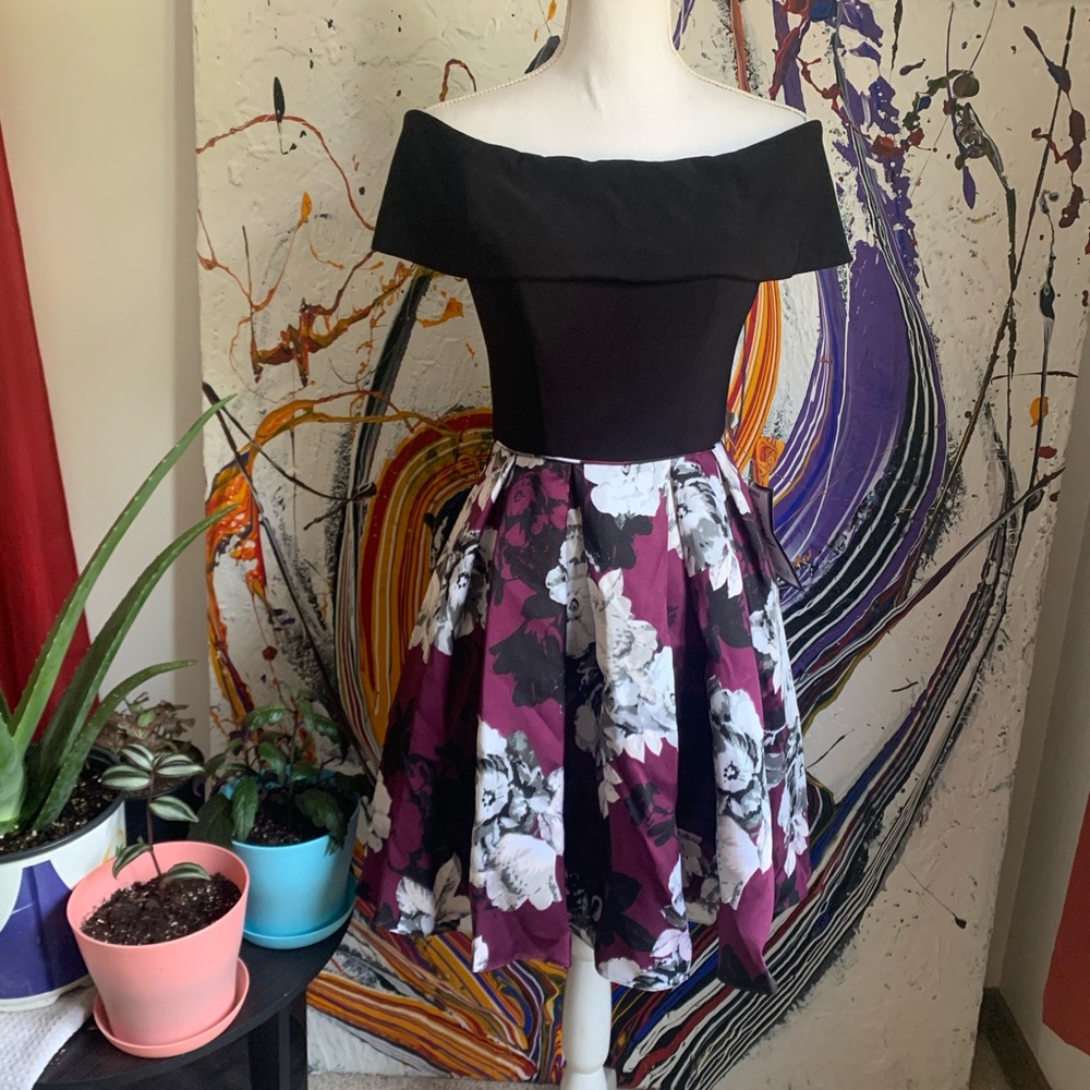 Betsy & Adam floral cocktail dress with pockets